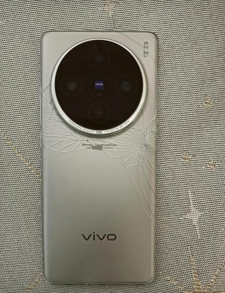 vivox21屏幕碎了,换一个要多少钱